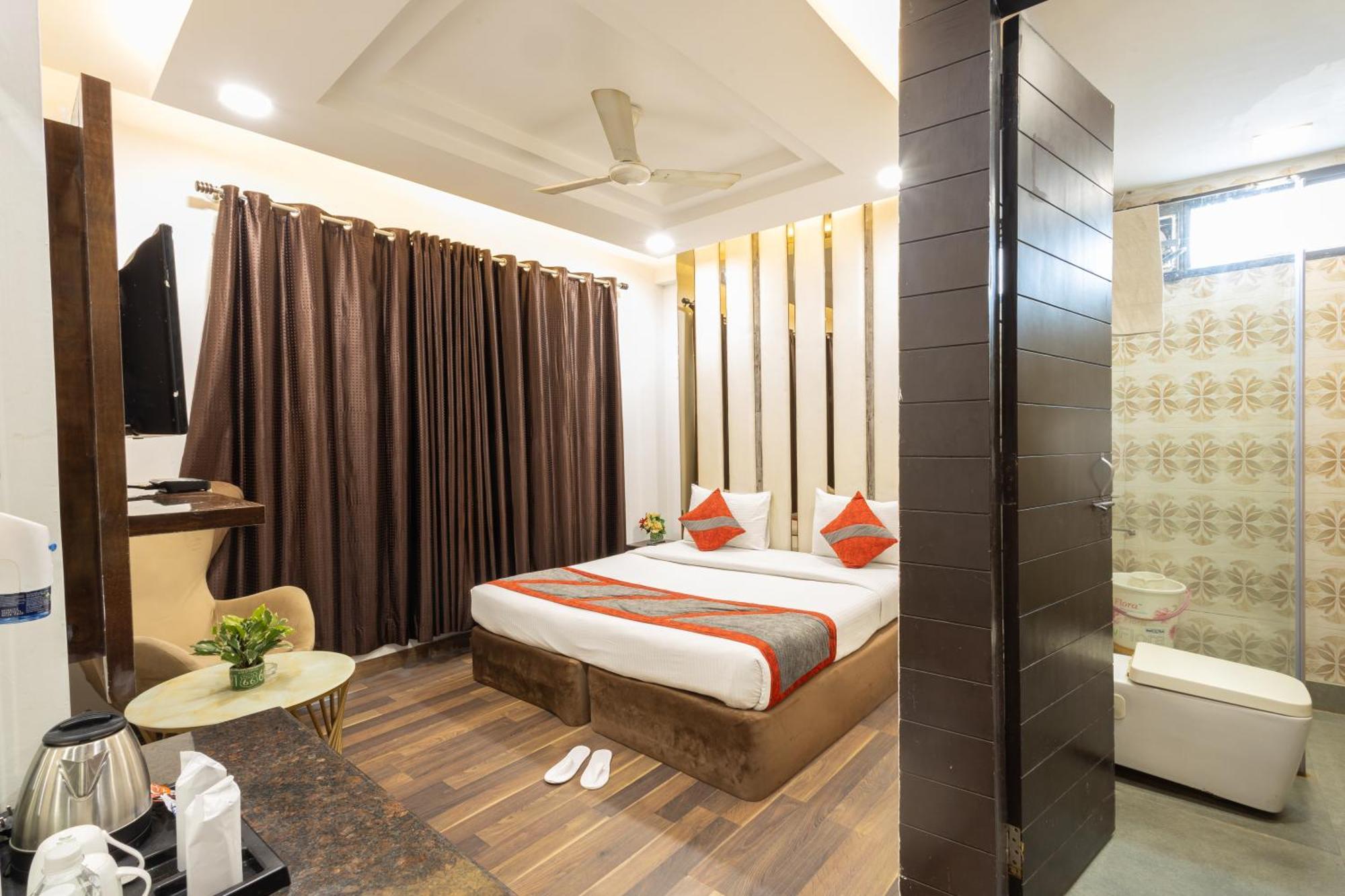 Hotel Gold Souk - Karol Bagh Delhi  Exterior photo